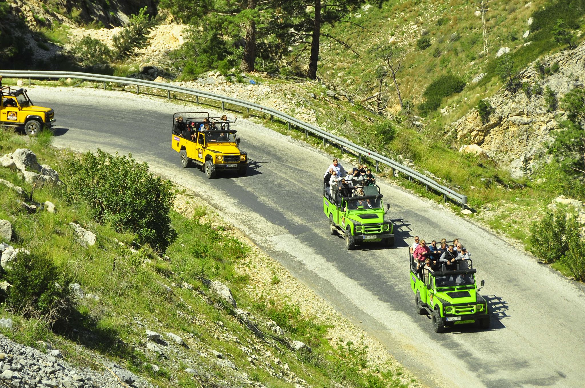 Jeep Safari Yeşil Kanyon