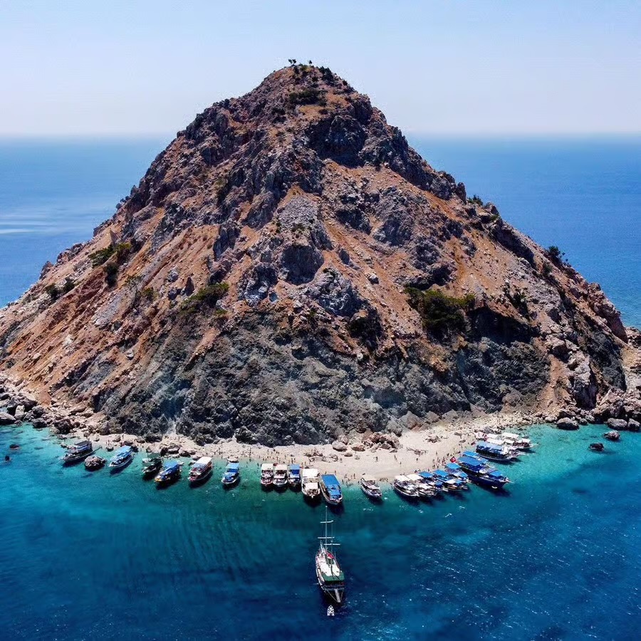 Maldivler Tekne Turu (Suluada Adası)