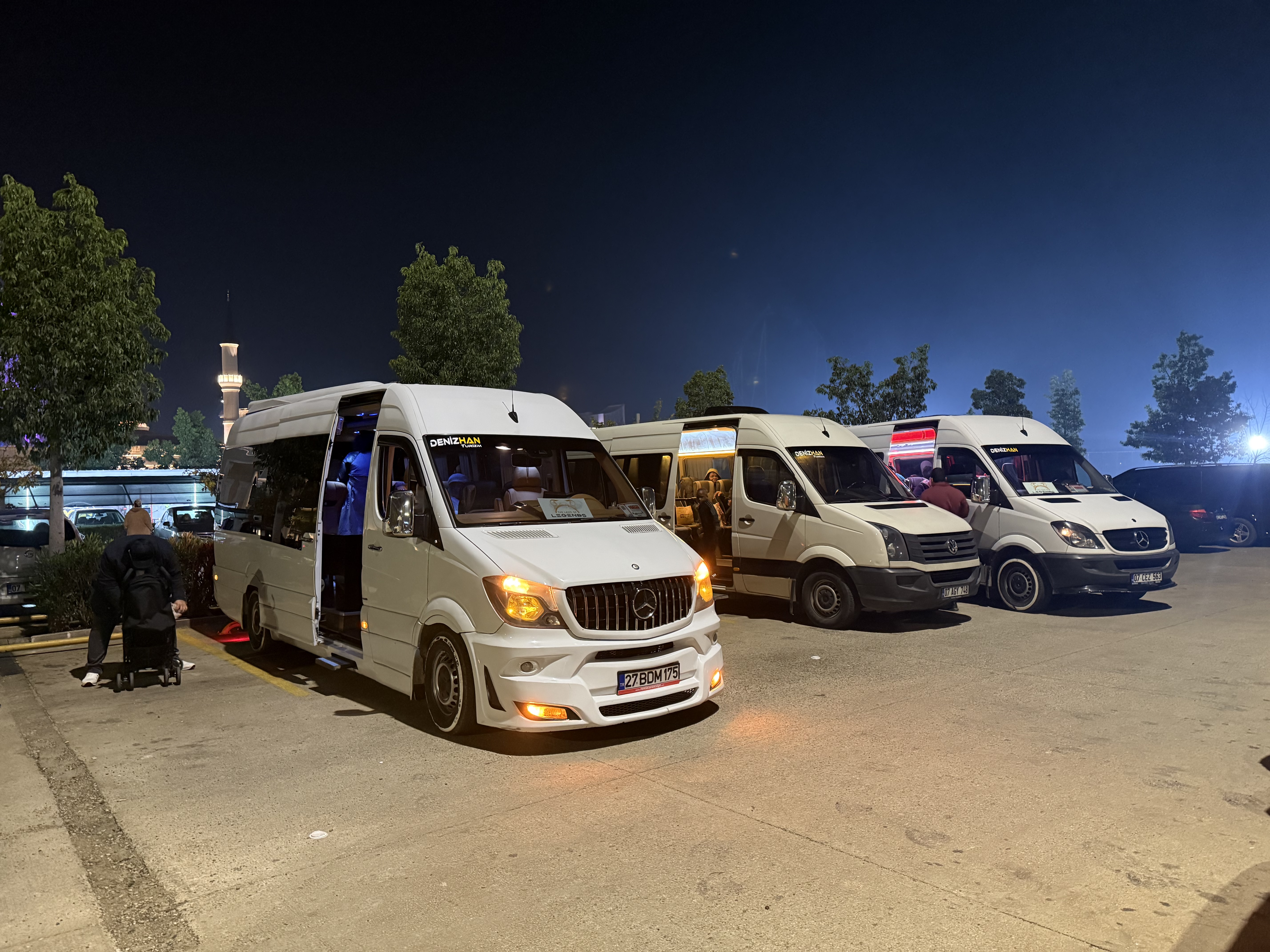 Efsaneler Diyarı Gece Şovu