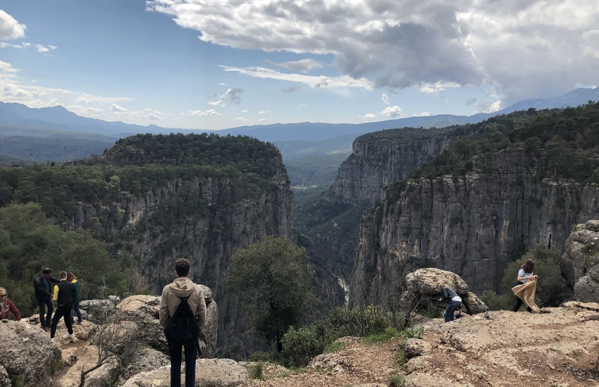 Rafting & Eagle Canyon Tour